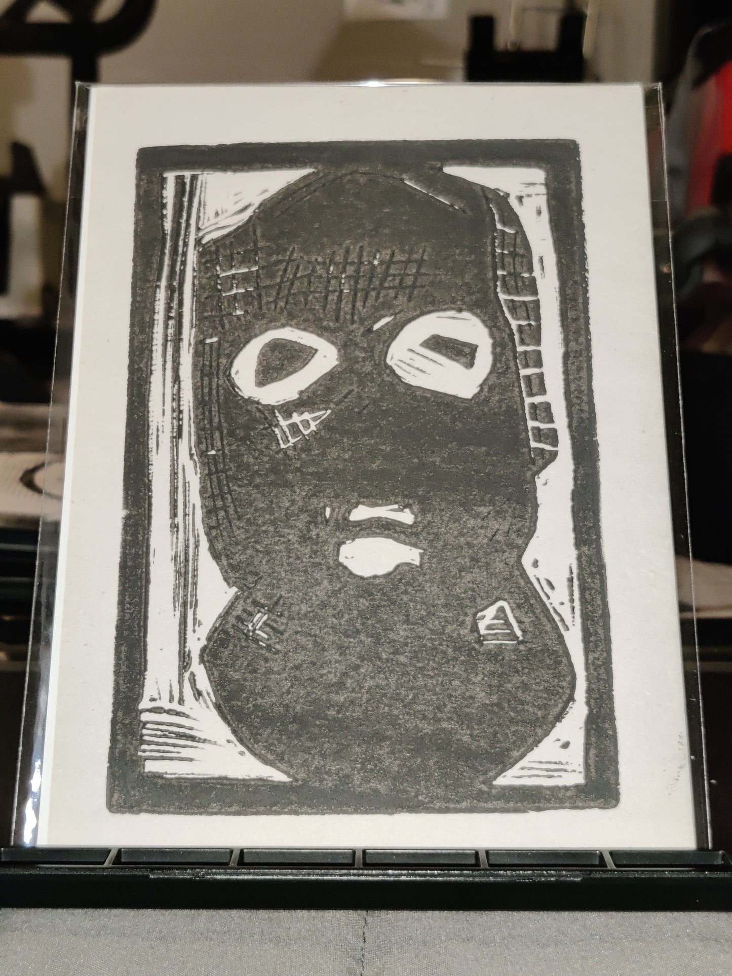 No face - Lino print